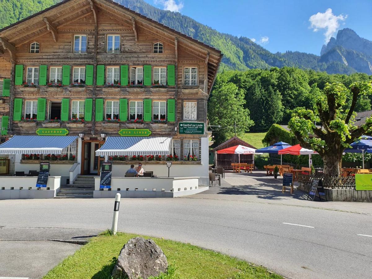 Hotel-Restaurant-Linde Gundlischwand Buitenkant foto