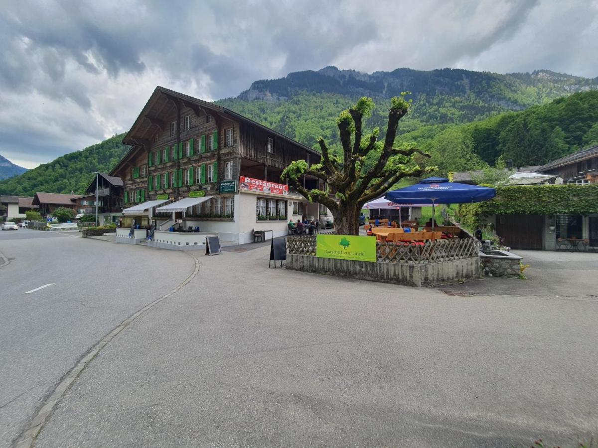 Hotel-Restaurant-Linde Gundlischwand Buitenkant foto